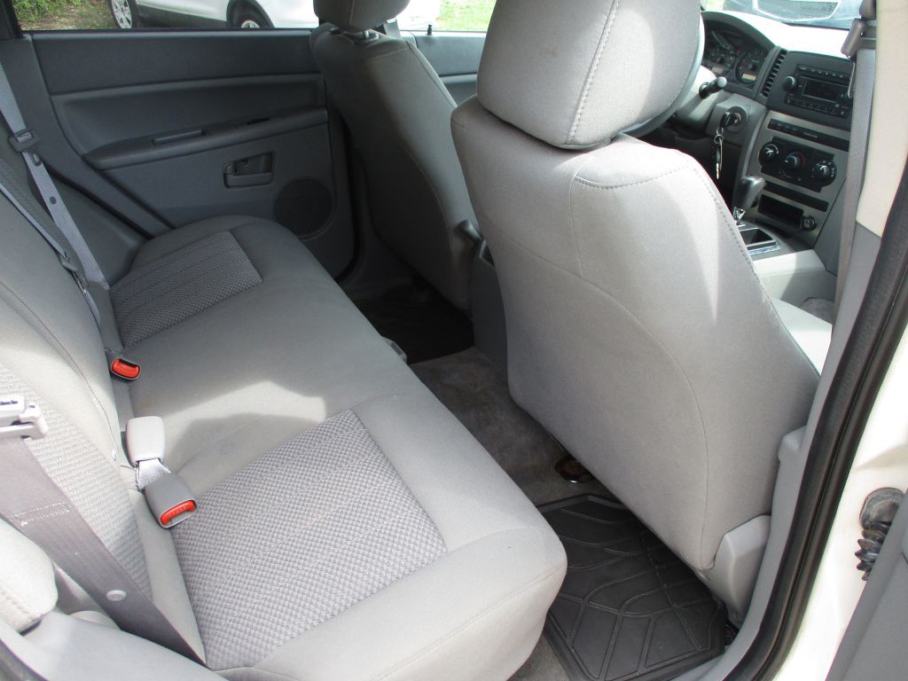 2006 Jeep Grand Cherokee Image 16