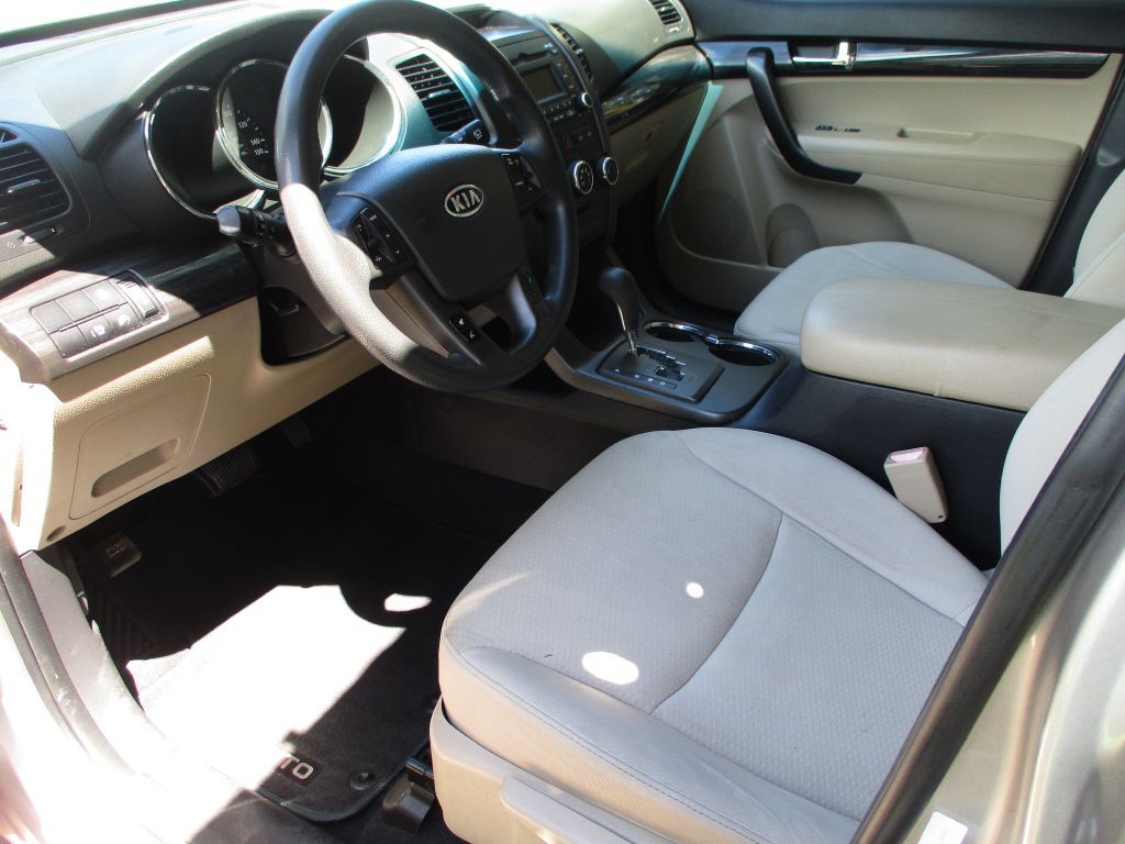 2013 Kia Sorento Image 7