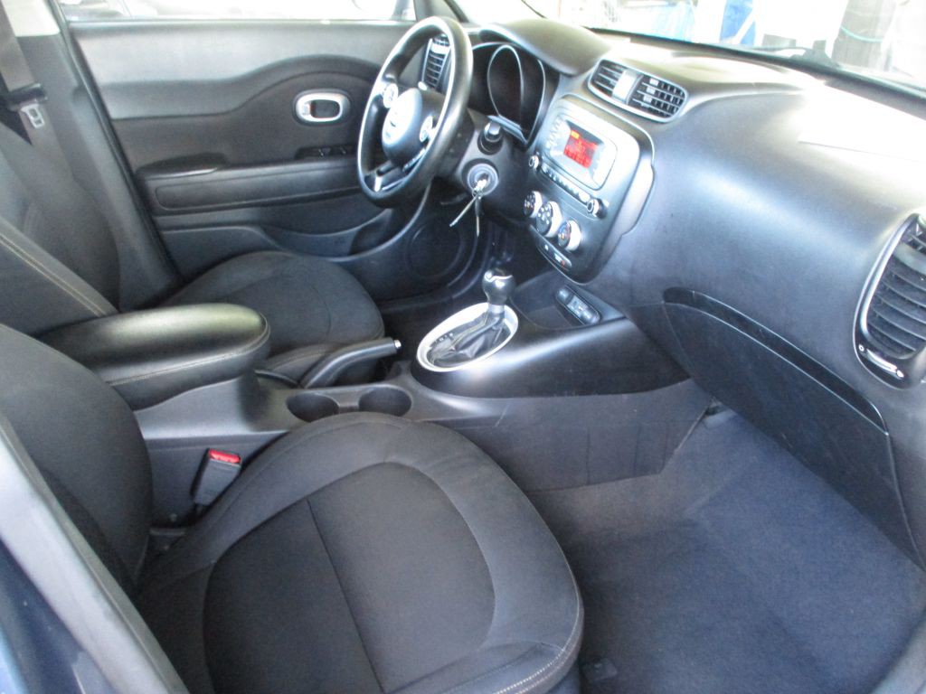 2015 Kia Soul Image 8
