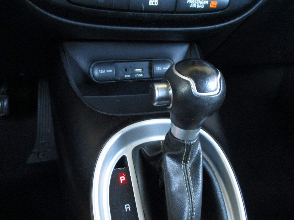 2015 Kia Soul Image 12