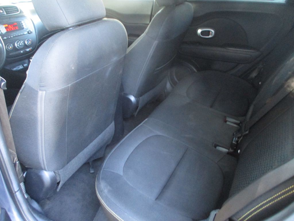 2015 Kia Soul Image 14