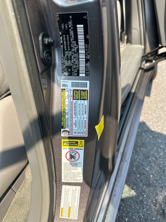2015 Toyota Sienna Image 43