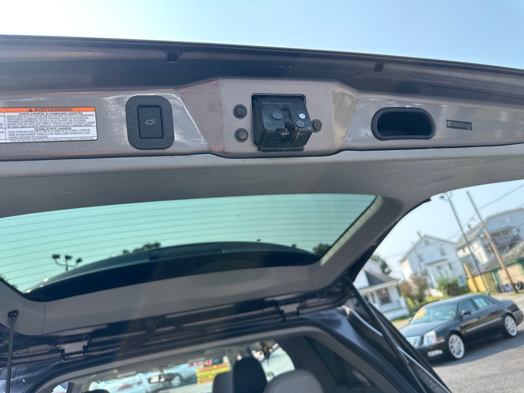 2015 Toyota Sienna Image 57