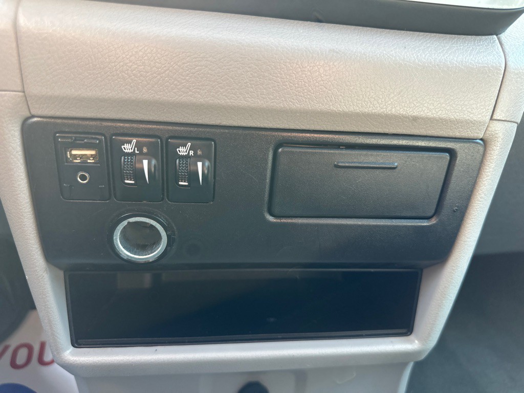 2015 Toyota Sienna Image 62