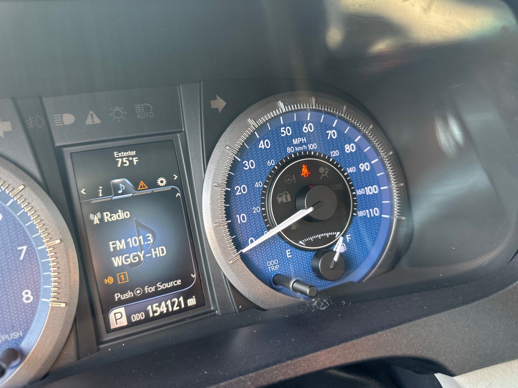 2015 Toyota Sienna Image 70