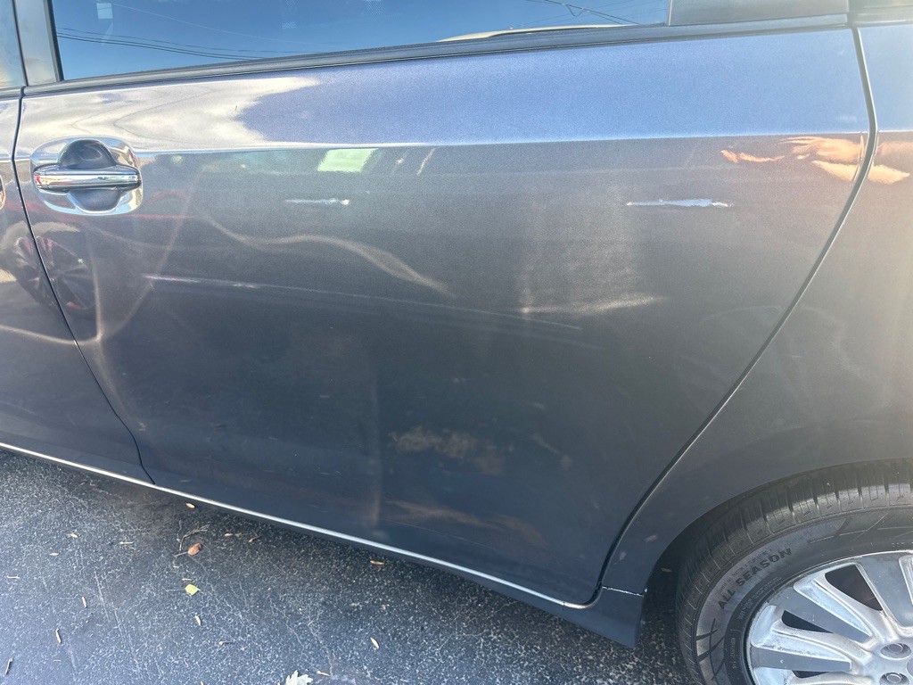 2015 Toyota Sienna Image 85