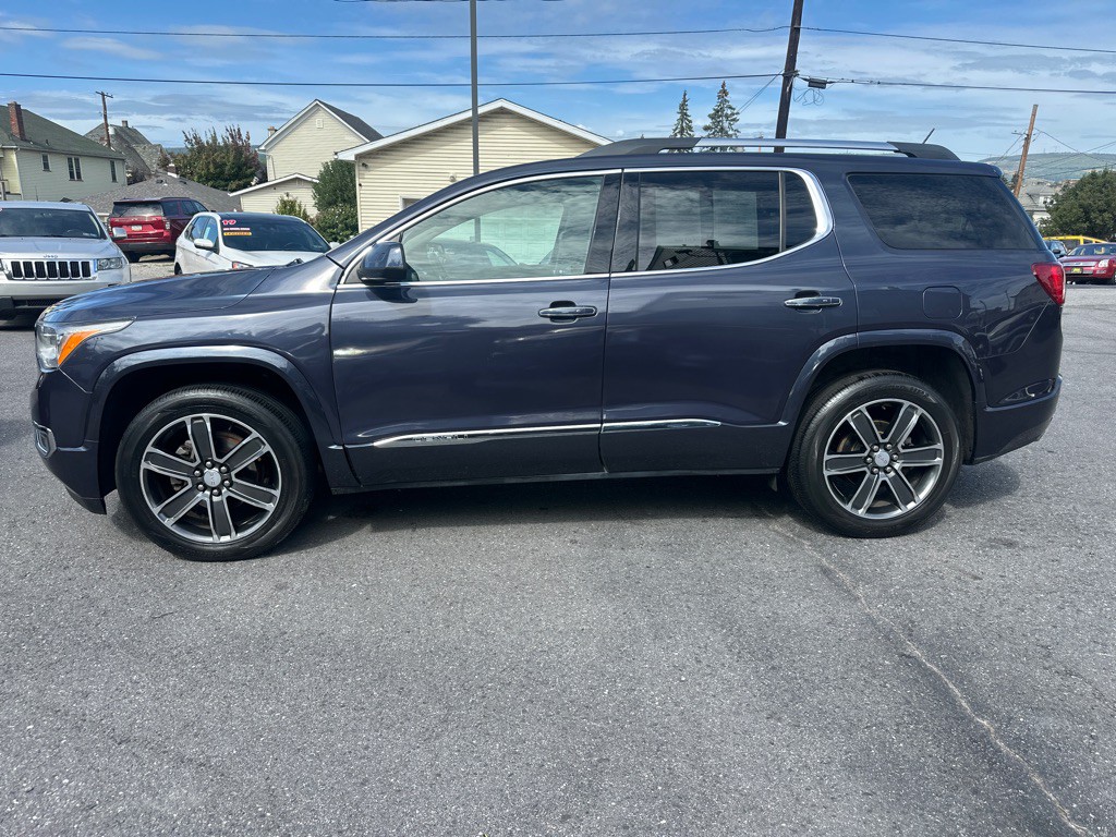 2018 GMC Acadia Image 4