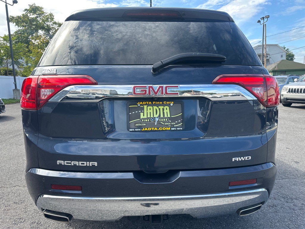 2018 GMC Acadia Image 6