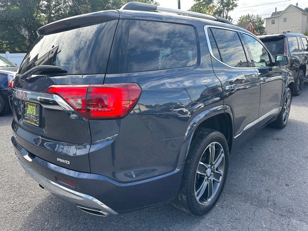 2018 GMC Acadia Image 7