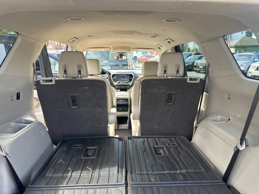 2018 GMC Acadia Image 14