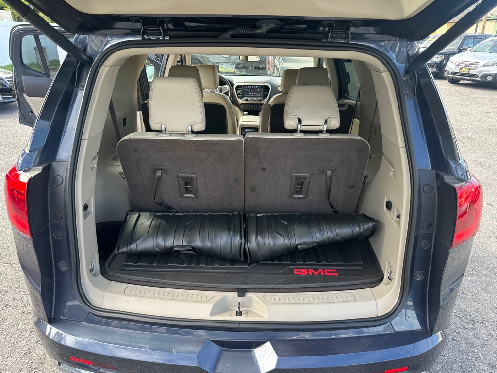 2018 GMC Acadia Image 17