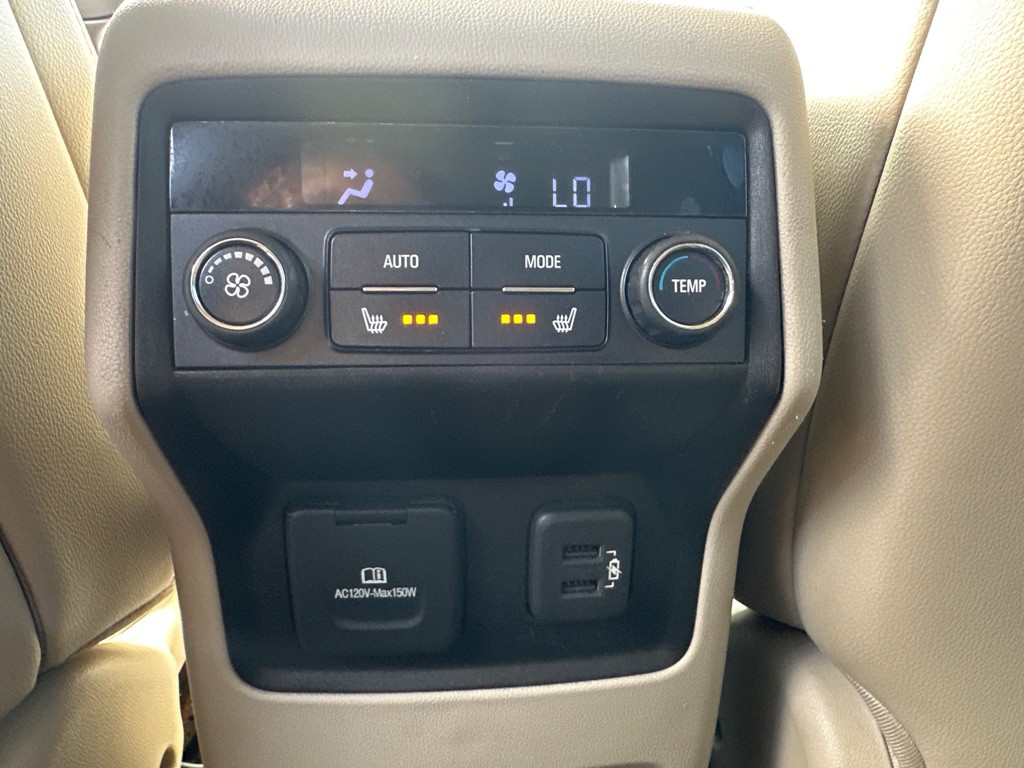 2018 GMC Acadia Image 24