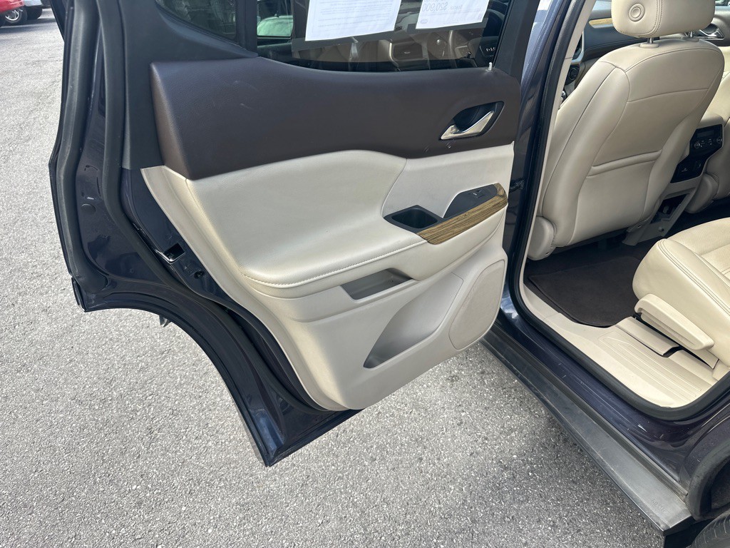 2018 GMC Acadia Image 26