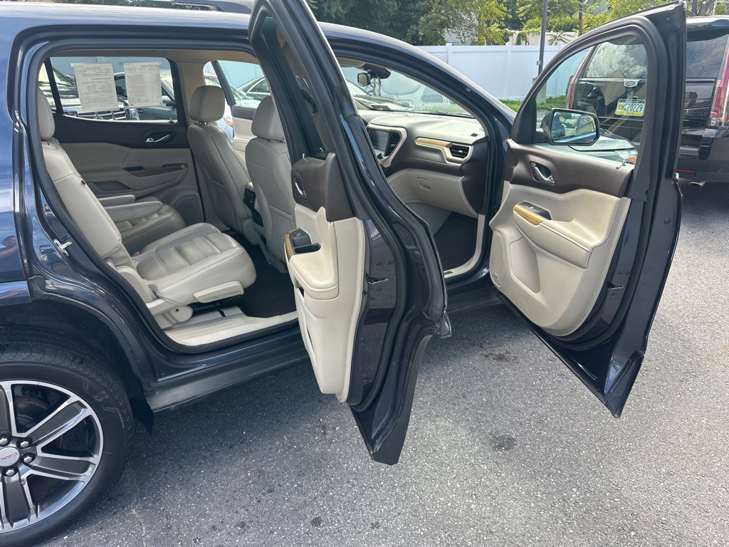 2018 GMC Acadia Image 54