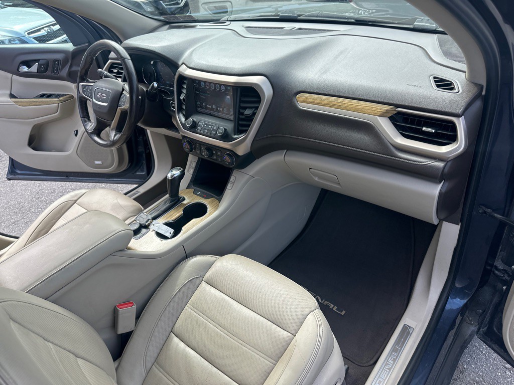 2018 GMC Acadia Image 65