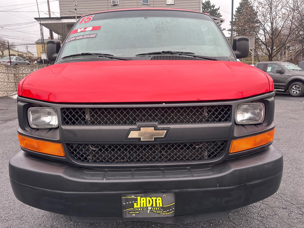 2015 Chevrolet Express Image 9