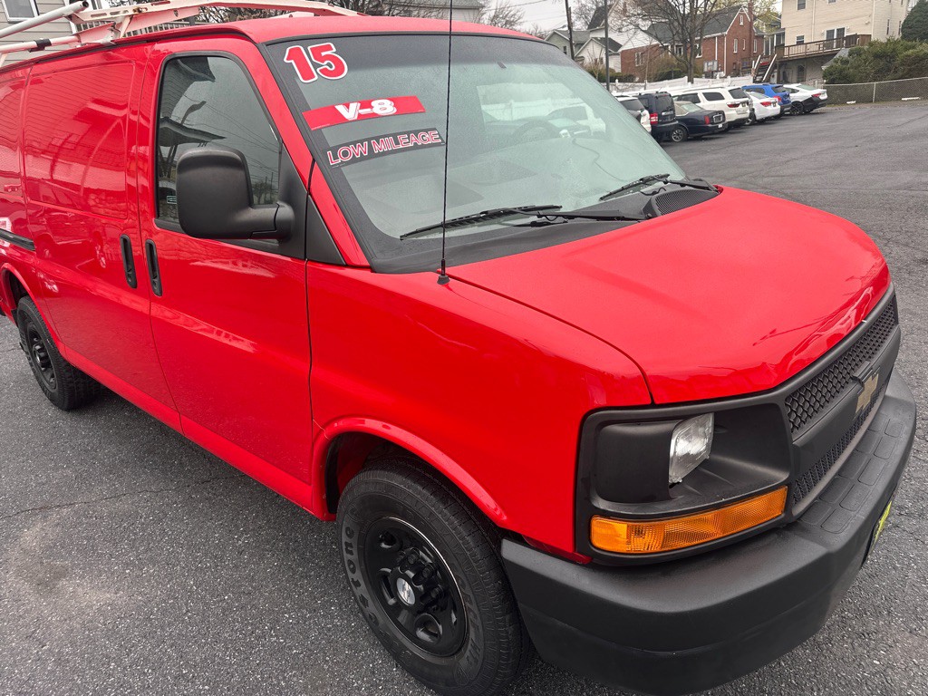2015 Chevrolet Express Image 45