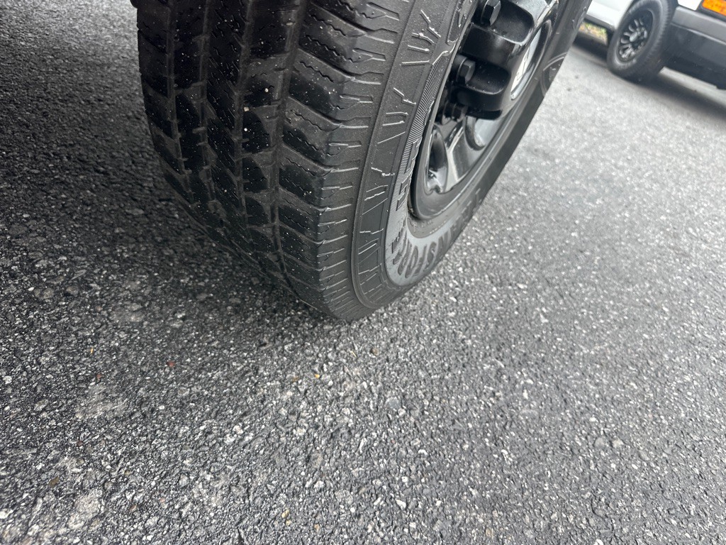 2015 Chevrolet Express Image 52