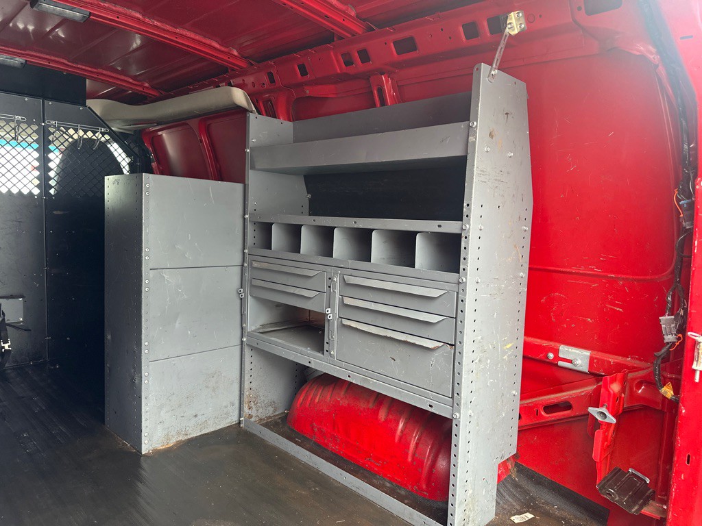 2015 Chevrolet Express Image 66