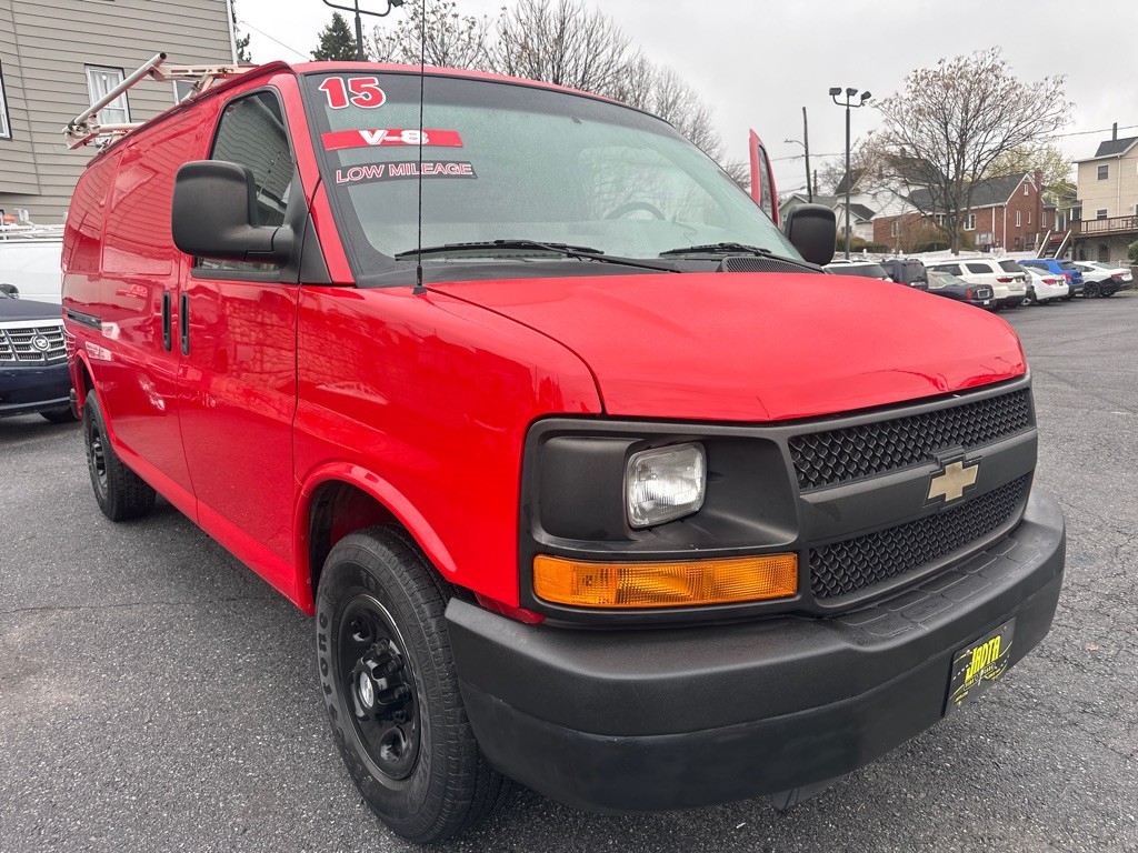 2015 Chevrolet Express Image 77