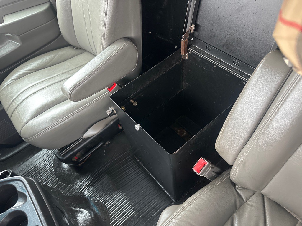 2015 Chevrolet Express Image 84