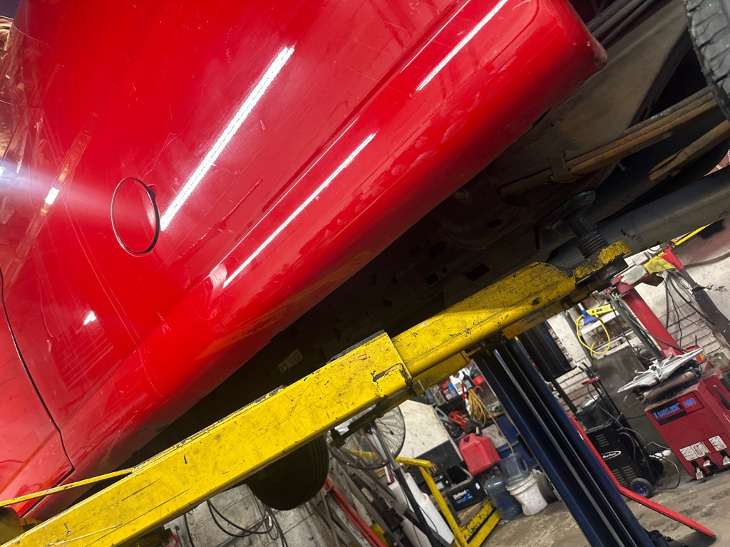 2015 Chevrolet Express Image 94