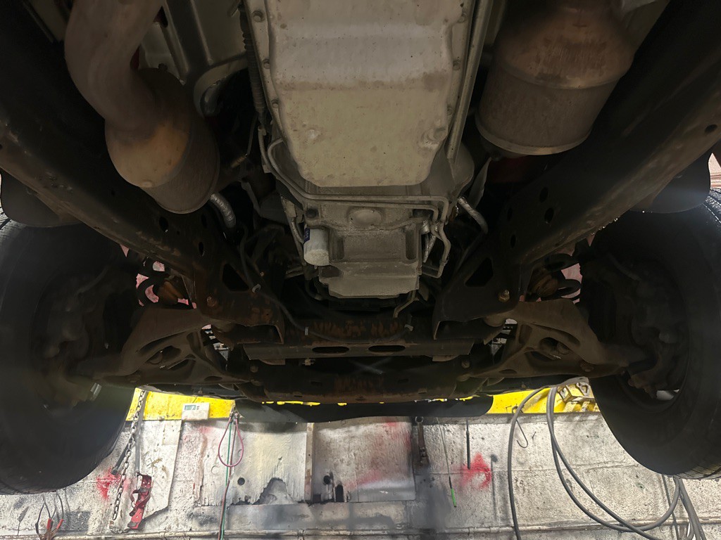 2015 Chevrolet Express Image 95