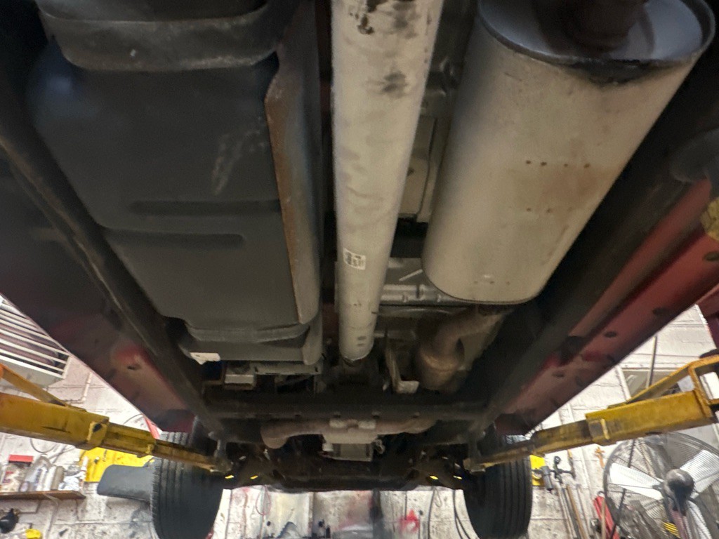 2015 Chevrolet Express Image 97