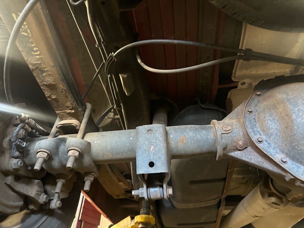 2015 Chevrolet Express Image 100