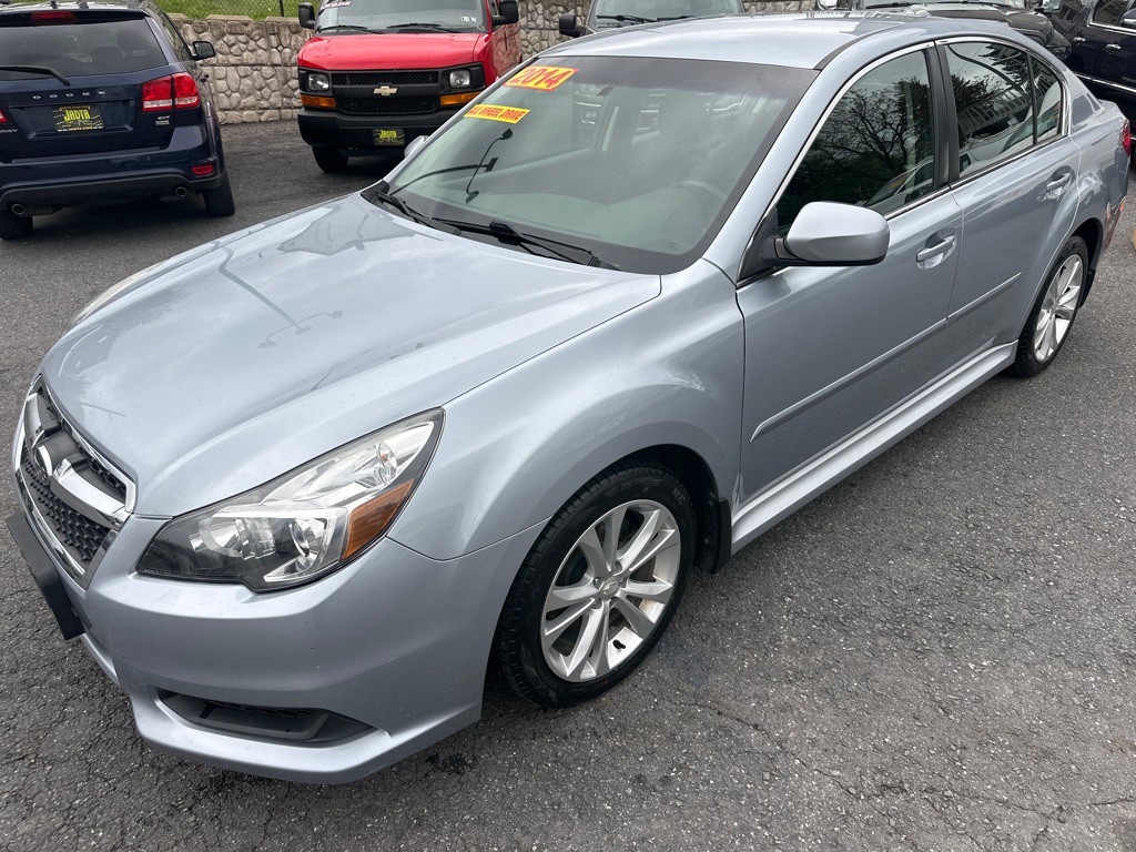 2014 Subaru Legacy Image 11
