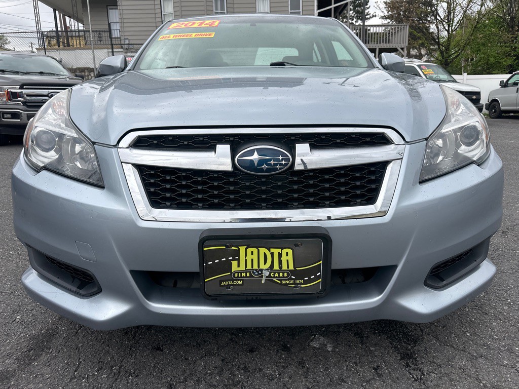 2014 Subaru Legacy Image 12