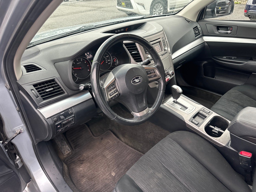 2014 Subaru Legacy Image 17