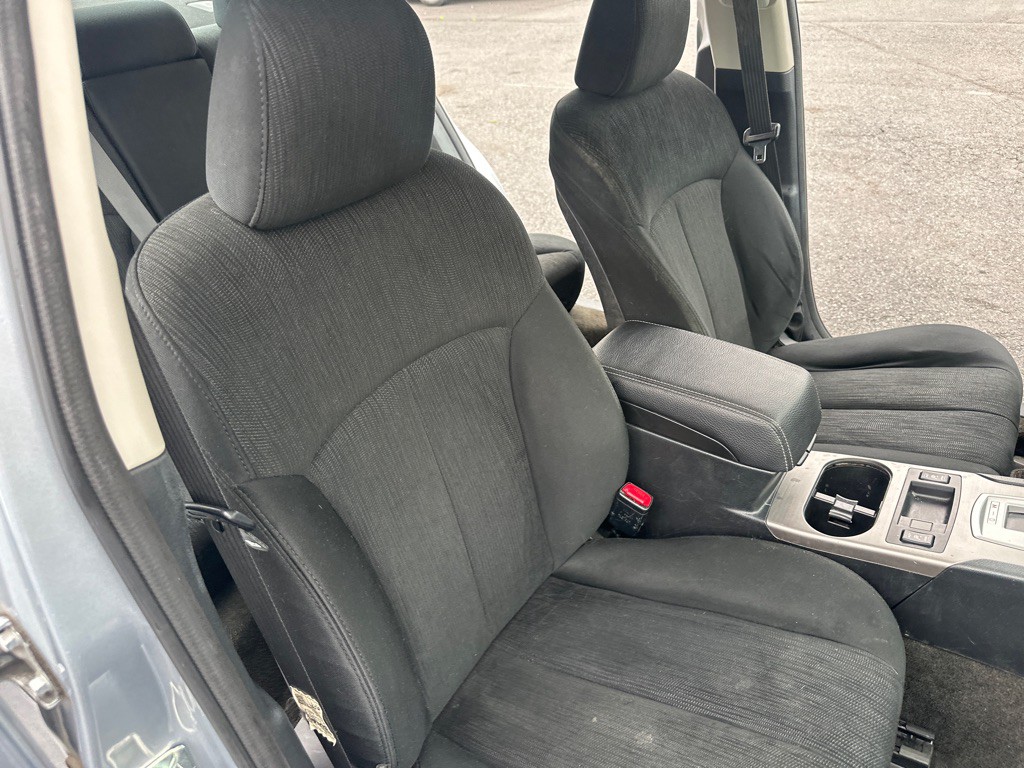 2014 Subaru Legacy Image 26