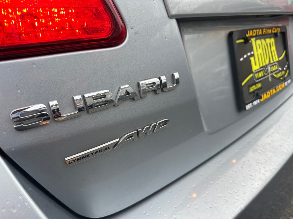 2014 Subaru Legacy Image 30