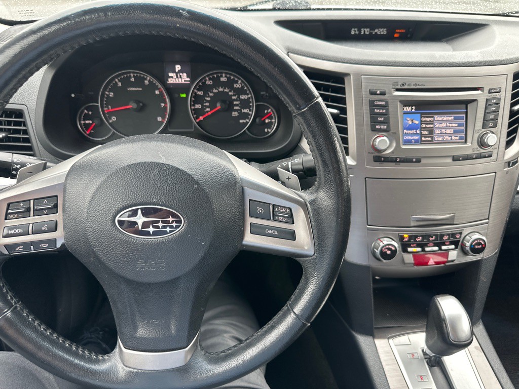 2014 Subaru Legacy Image 42