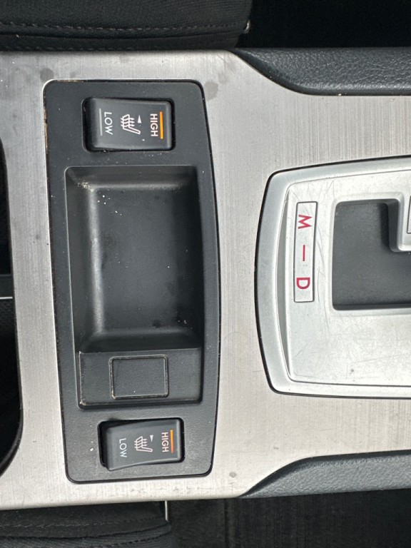 2014 Subaru Legacy Image 48