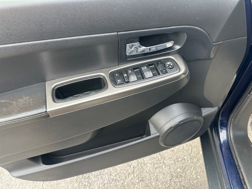 2012 Jeep Liberty Image 22