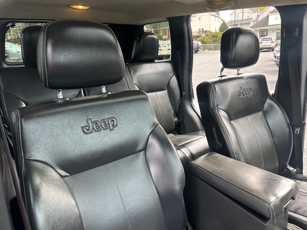2012 Jeep Liberty Image 32