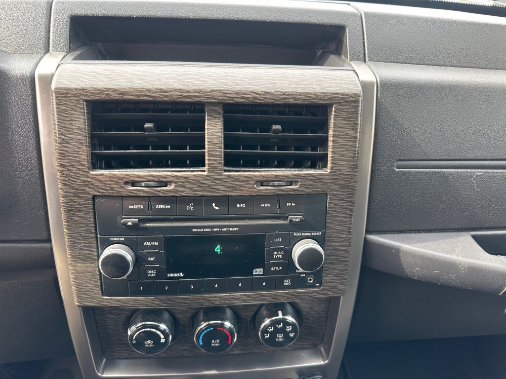 2012 Jeep Liberty Image 51