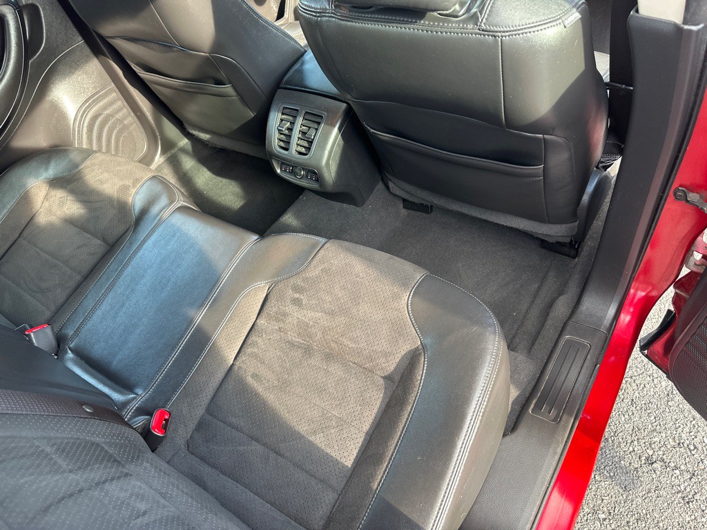 2010 Ford Taurus Image 20