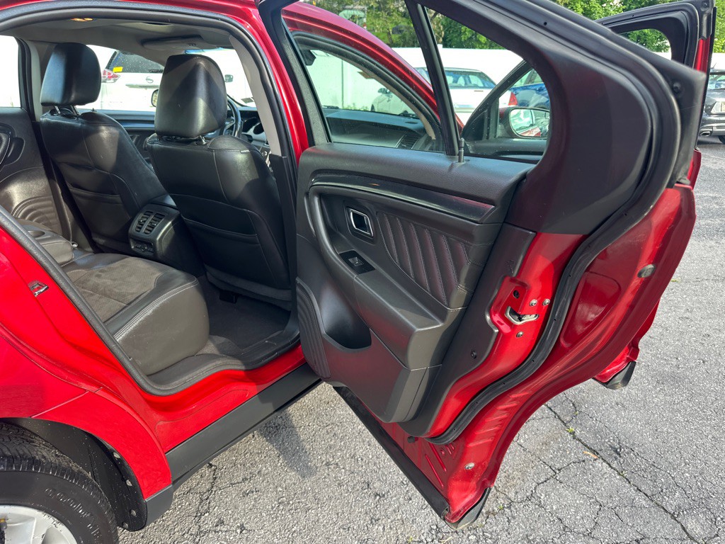 2010 Ford Taurus Image 23