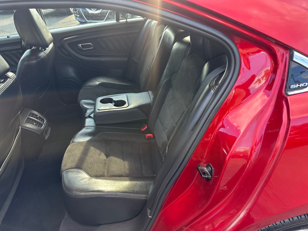 2010 Ford Taurus Image 37