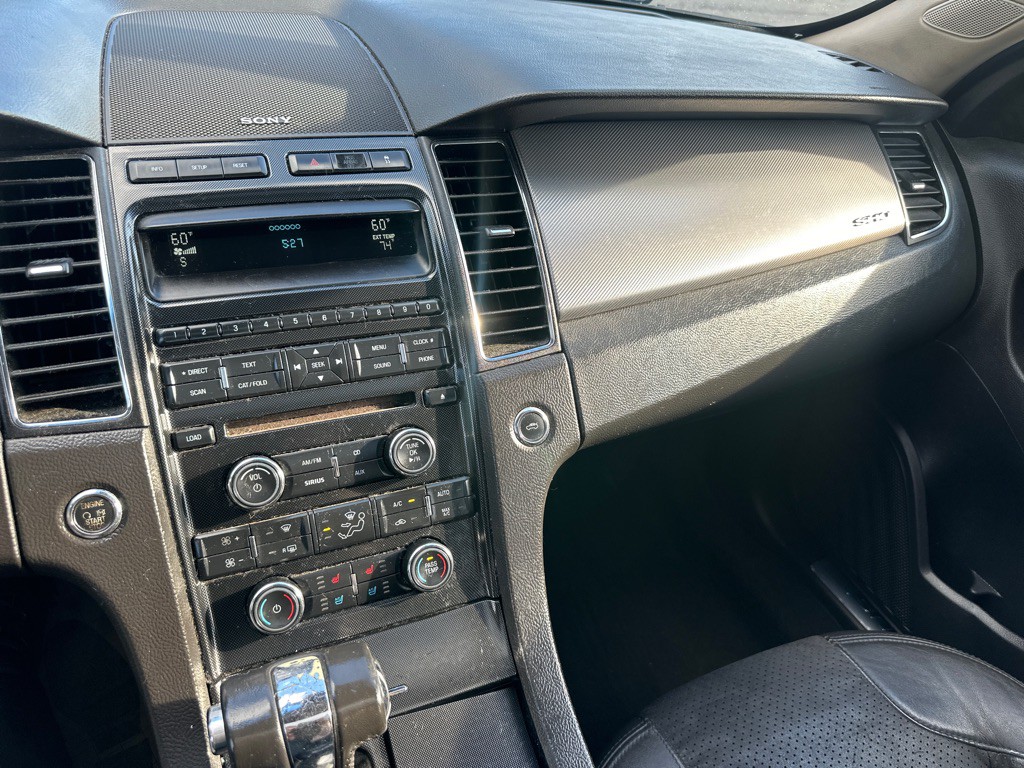 2010 Ford Taurus Image 51