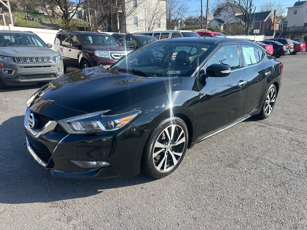 2018 Nissan Maxima Image 1