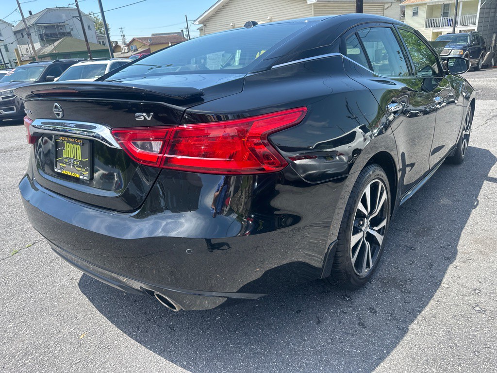 2018 Nissan Maxima Image 16