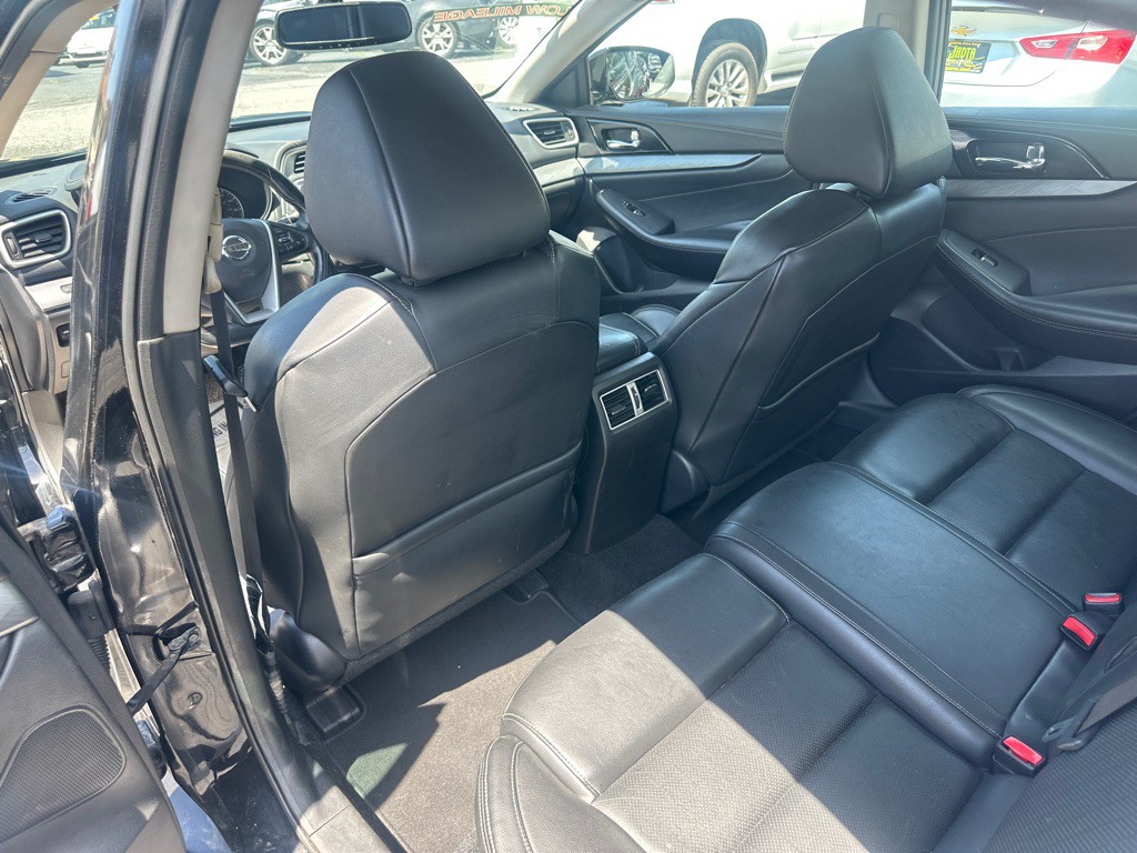 2018 Nissan Maxima Image 34