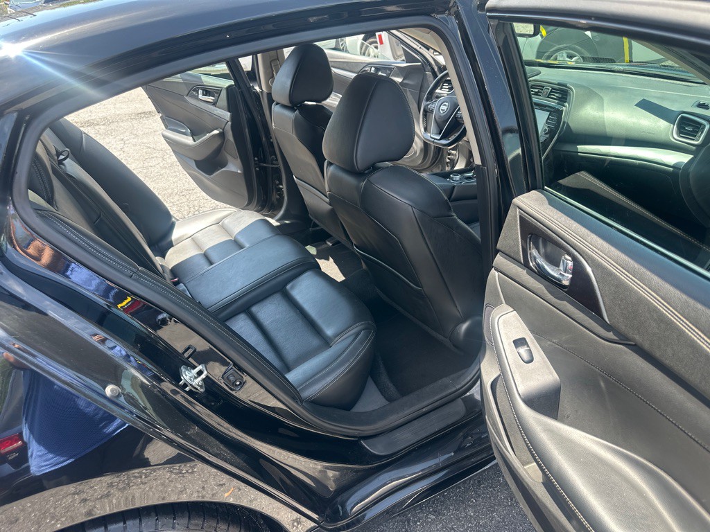 2018 Nissan Maxima Image 38