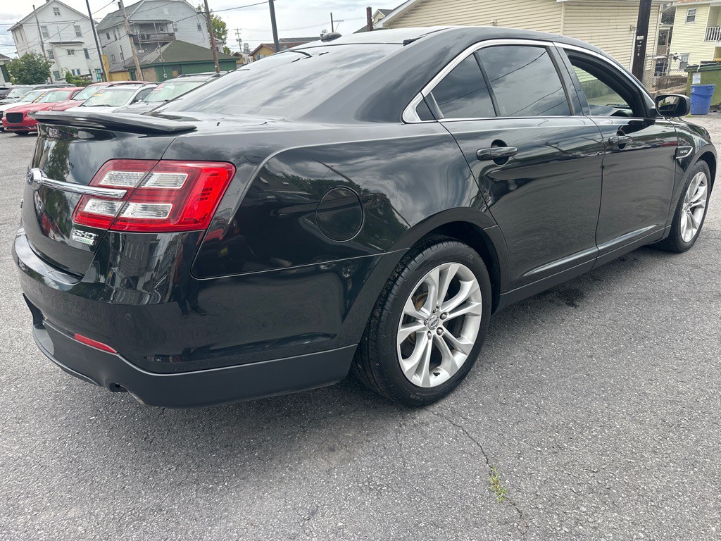 2013 Ford Taurus Image 5