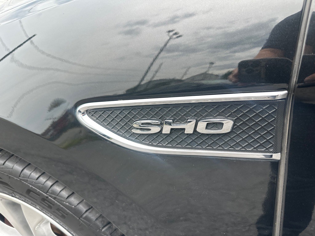 2013 Ford Taurus Image 10