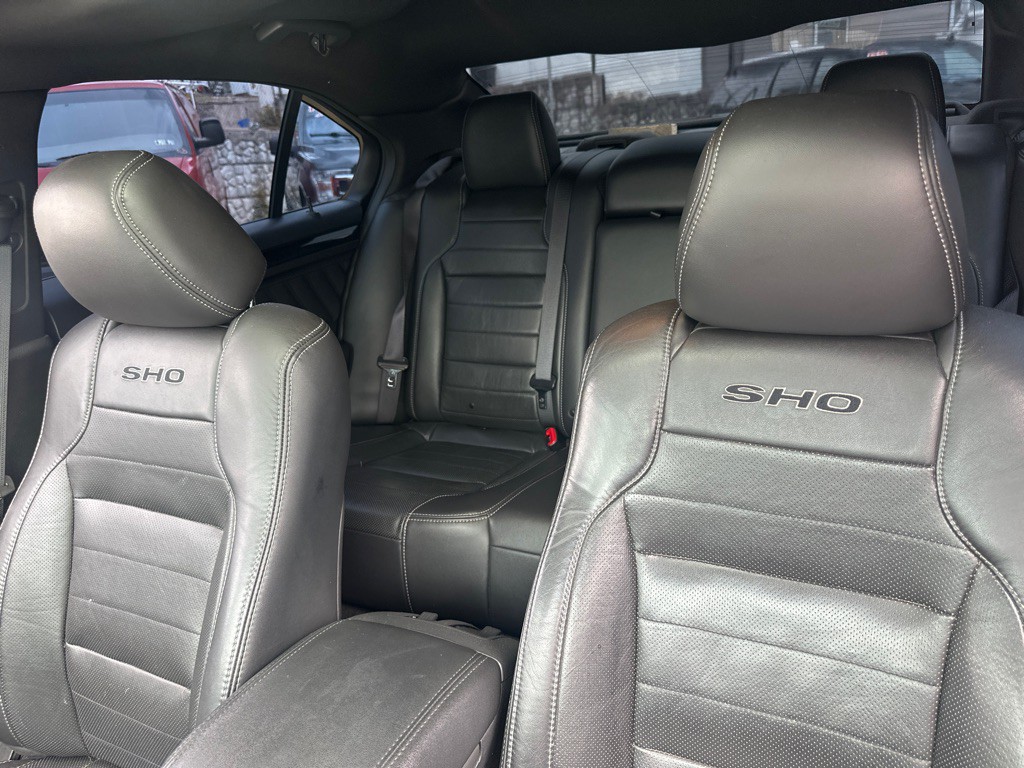 2013 Ford Taurus Image 19